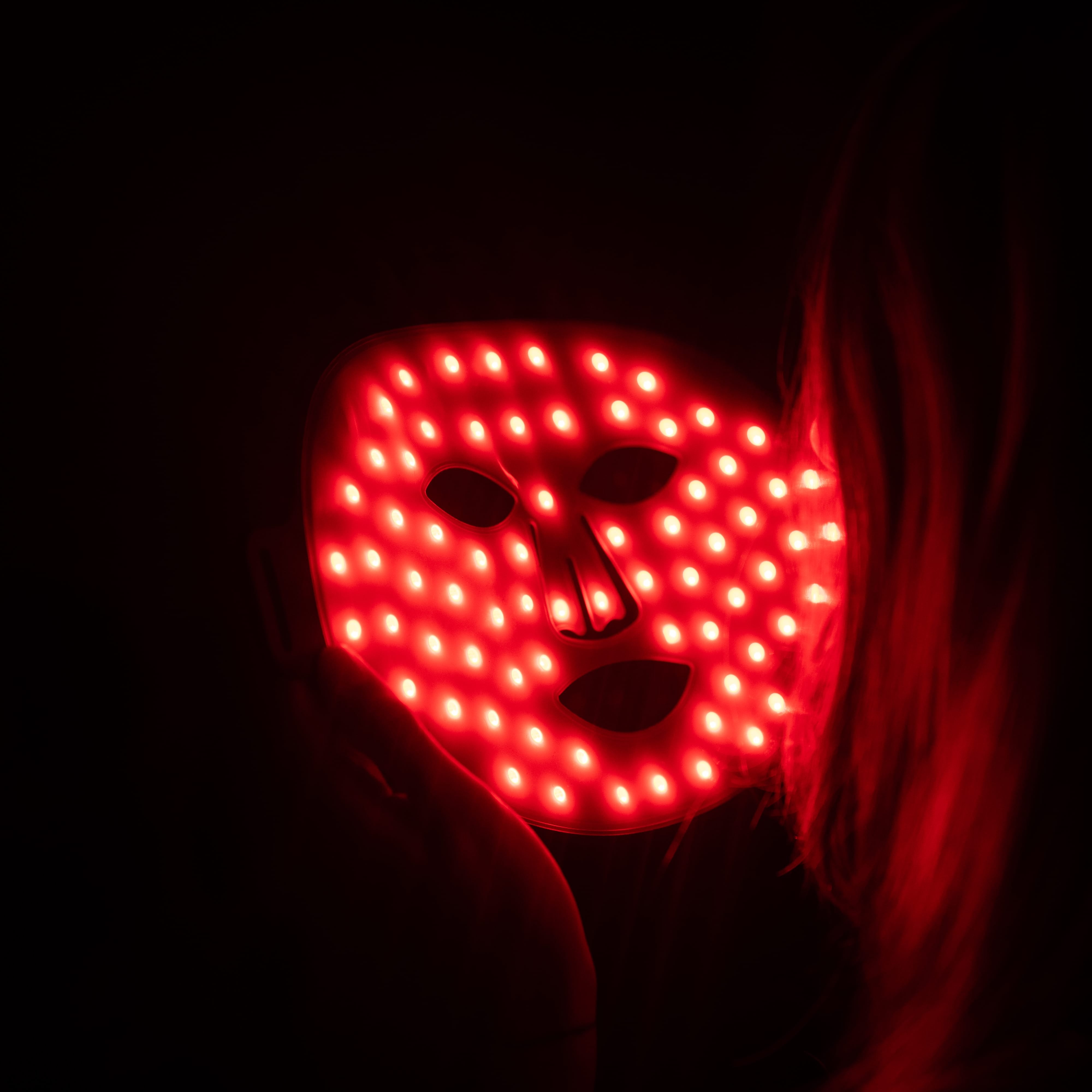 Masque Led Anti-Âge "L’Essentiel"
